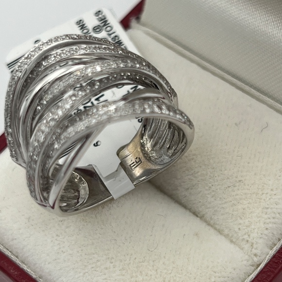 ❤️SOLD❤️ EFFY Diamond Crossover Statement Ring 3/4 ct. t.w.14K White Gold.Size 6 - Picture 9 of 17
